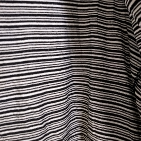 Versatile Striped, Lightweight Cardigan - Picture 12 of 16